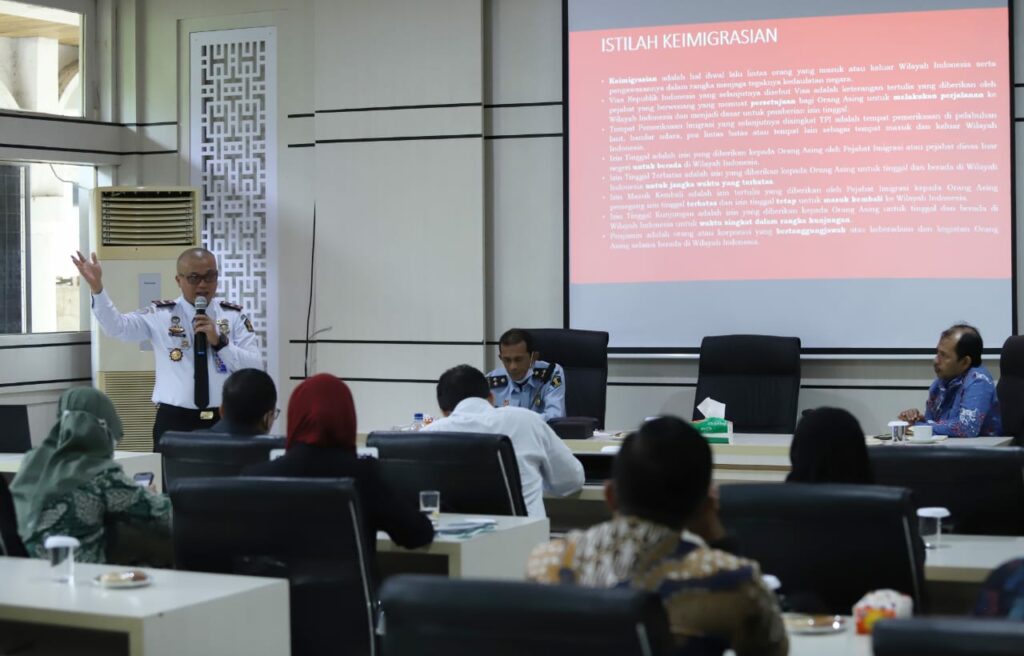 Ⓒ Hak cipta foto di atas dikembalikan sesungguhnya kepada pemilik foto