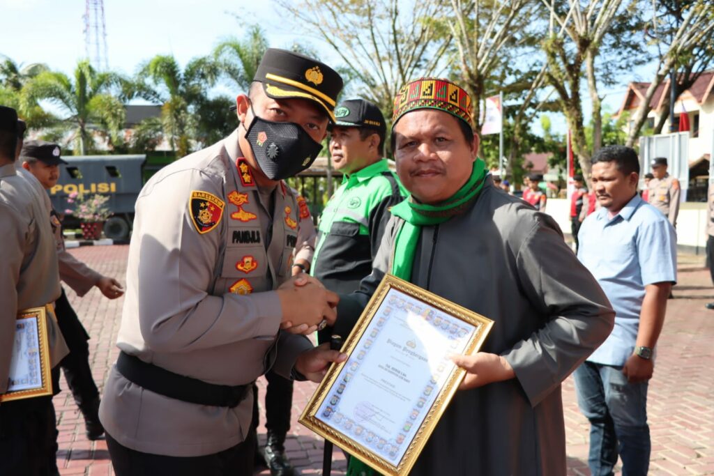 Ⓒ Hak cipta foto di atas dikembalikan sesungguhnya kepada pemilik foto