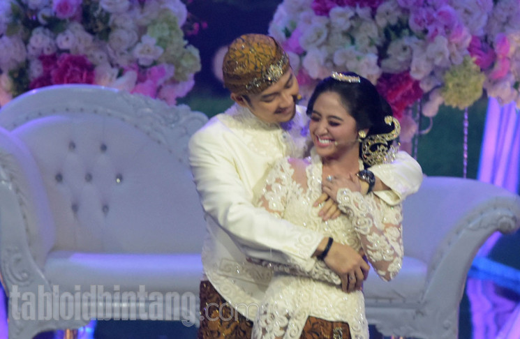 Angga Wijaya dan Dewi Perssik. (Seno/tabloidbintang.com)