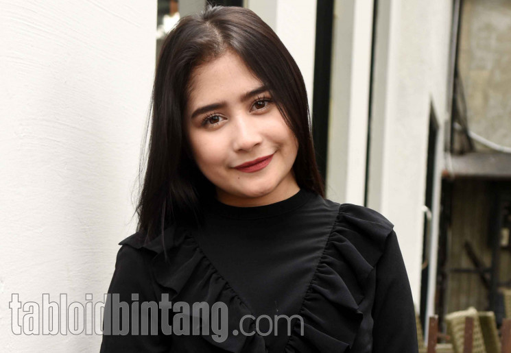 Prilly Latuconsina (Seno/tabloidbintang.com)