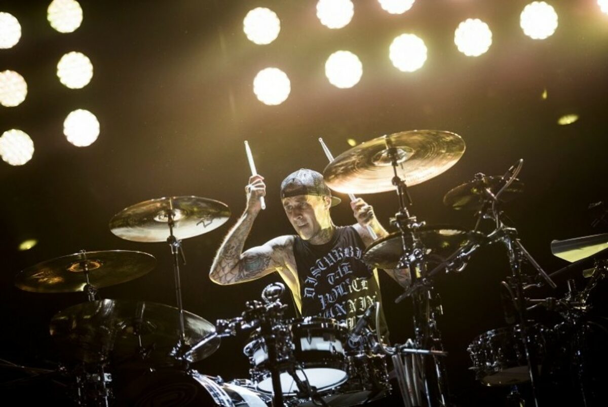 Alami Pankreatitis Drummer Blink 182 Dirawat Di Rumah Sakit