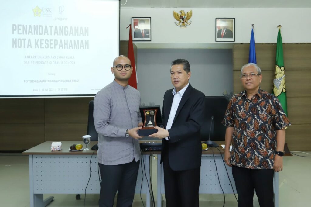 Ⓒ Hak cipta foto di atas dikembalikan sesungguhnya kepada pemilik foto