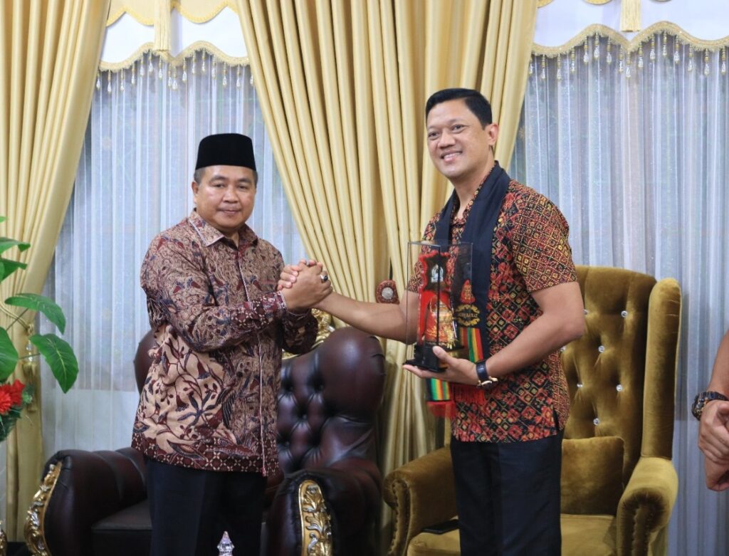 Ⓒ Hak cipta foto di atas dikembalikan sesungguhnya kepada pemilik foto