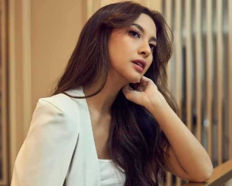 Alisia Rininta