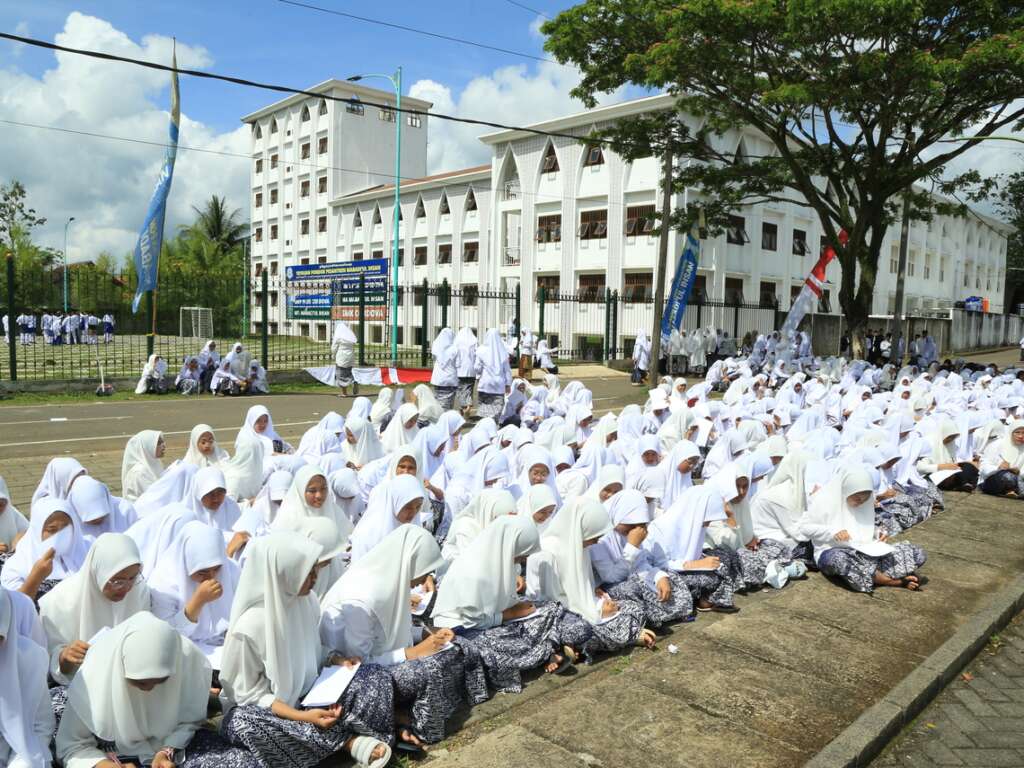 Ⓒ Hak cipta foto di atas dikembalikan sesungguhnya kepada pemilik foto