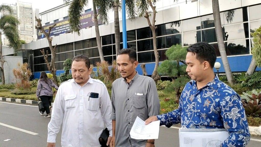 Ⓒ Hak cipta foto di atas dikembalikan sesungguhnya kepada pemilik foto