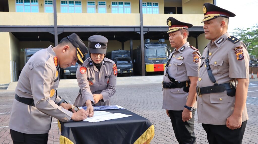 Ⓒ Hak cipta foto di atas dikembalikan sesungguhnya kepada pemilik foto