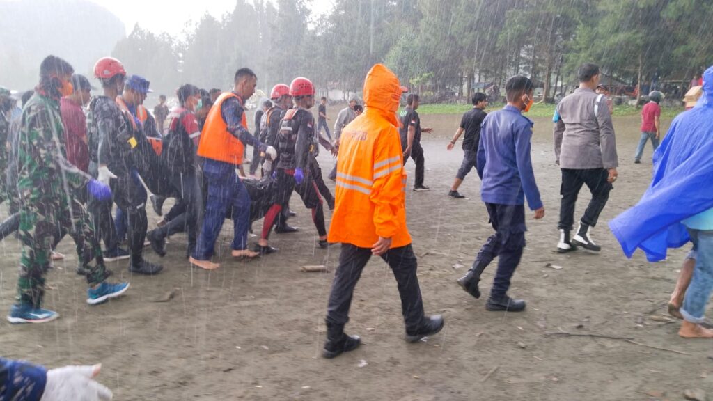 Ⓒ Hak cipta foto di atas dikembalikan sesungguhnya kepada pemilik foto