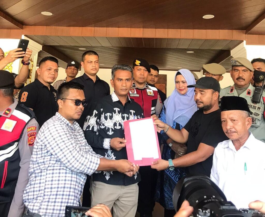 Ⓒ Hak cipta foto di atas dikembalikan sesungguhnya kepada pemilik foto