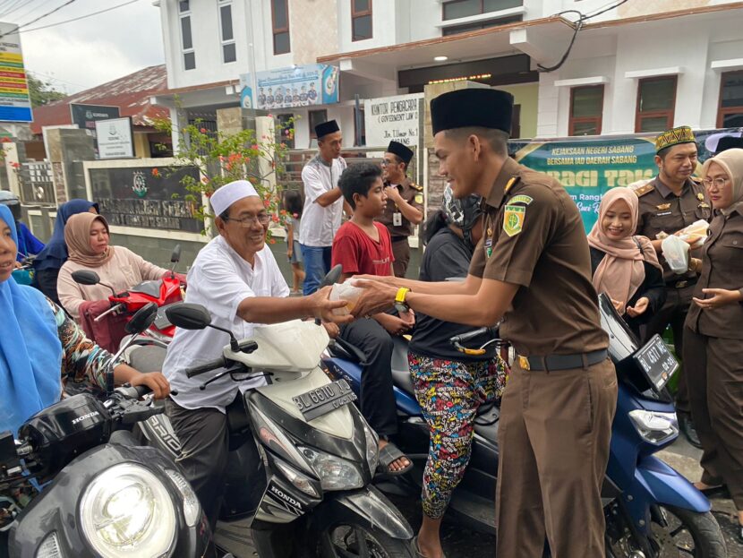 Ⓒ Hak cipta foto di atas dikembalikan sesungguhnya kepada pemilik foto