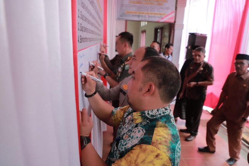 Ⓒ Hak cipta foto di atas dikembalikan sesungguhnya kepada pemilik foto