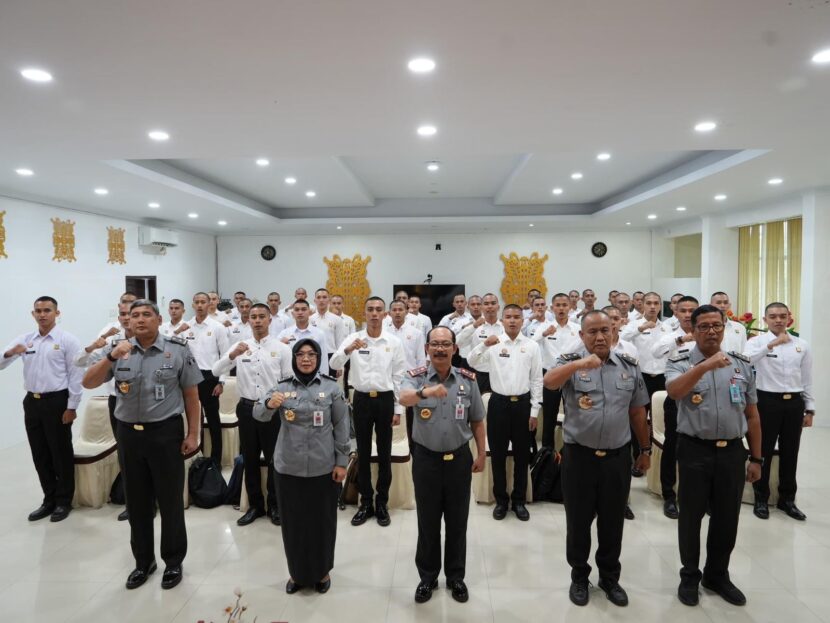 Ⓒ Hak cipta foto di atas dikembalikan sesungguhnya kepada pemilik foto