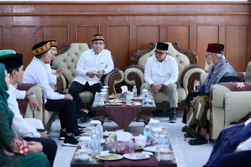 Ⓒ Hak cipta foto di atas dikembalikan sesungguhnya kepada pemilik foto