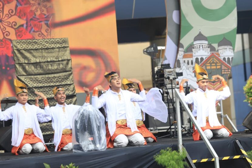 Ⓒ Hak cipta foto di atas dikembalikan sesungguhnya kepada pemilik foto