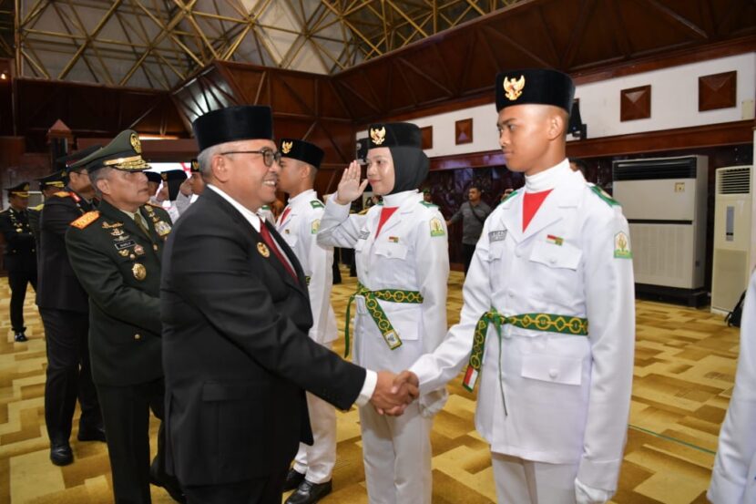 Ⓒ Hak cipta foto di atas dikembalikan sesungguhnya kepada pemilik foto