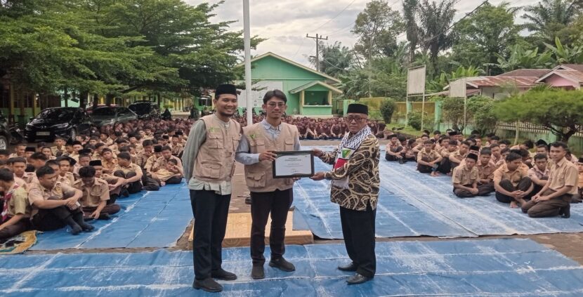 Ⓒ Hak cipta foto di atas dikembalikan sesungguhnya kepada pemilik foto