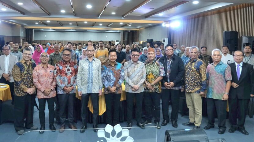 Ⓒ Hak cipta foto di atas dikembalikan sesungguhnya kepada pemilik foto