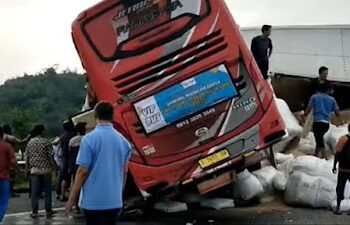 Ⓒ Hak cipta foto di atas dikembalikan sesungguhnya kepada pemilik foto